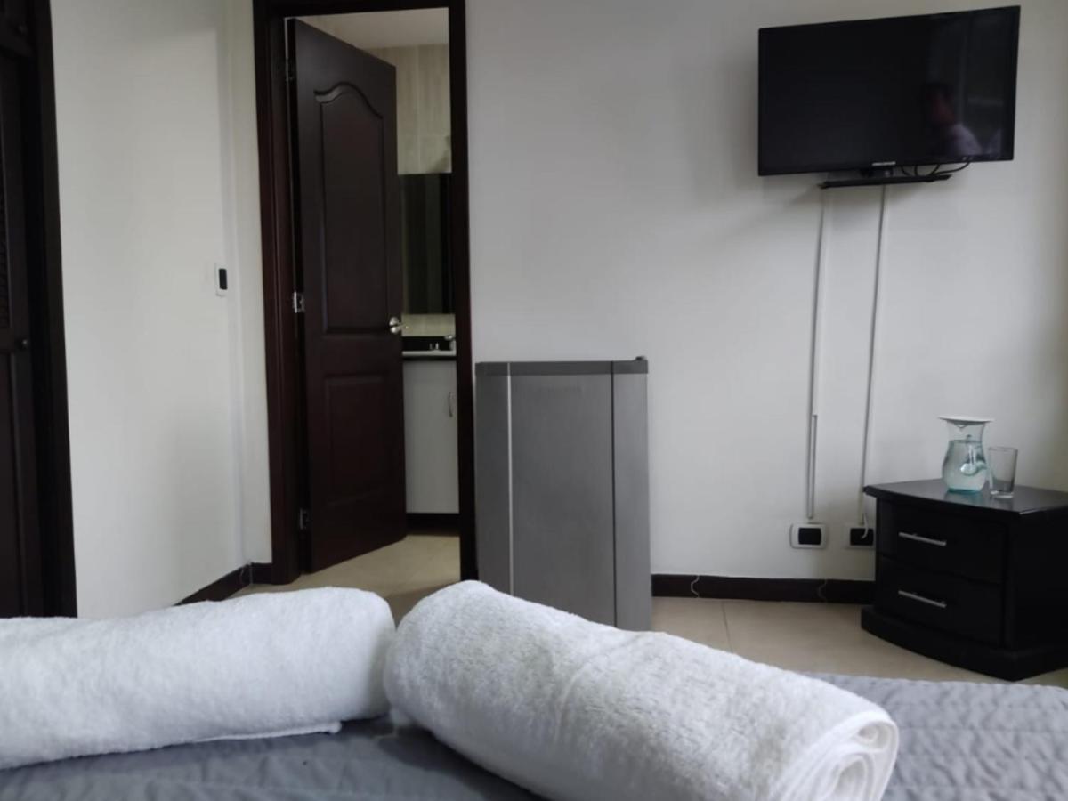Habitacion Privada En Finca Turistica Hualcala Ла-Меса Екстер'єр фото