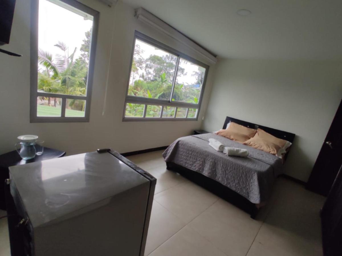 Habitacion Privada En Finca Turistica Hualcala Ла-Меса Екстер'єр фото