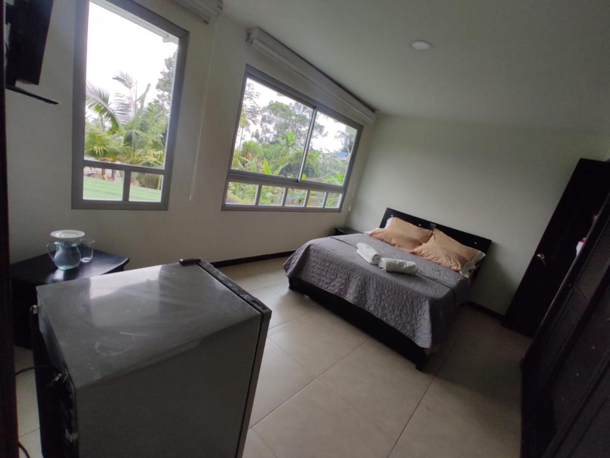 Habitacion Privada En Finca Turistica Hualcala Ла-Меса Екстер'єр фото